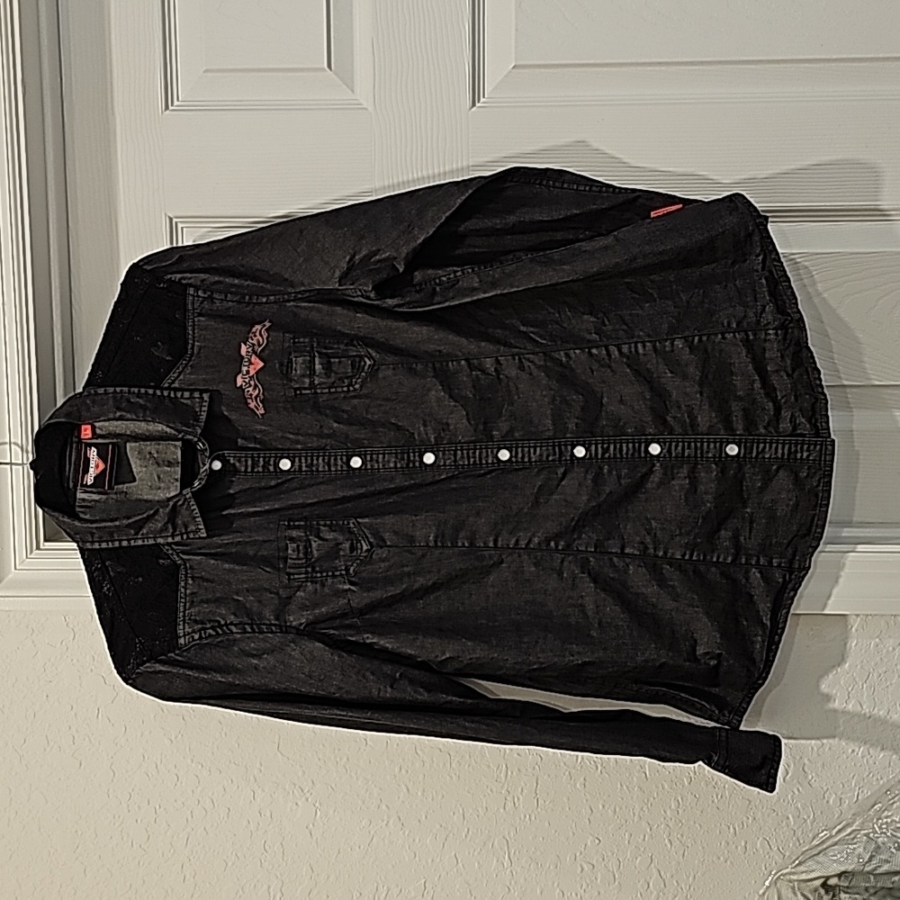 Black chambray and lace snap button victory shirt